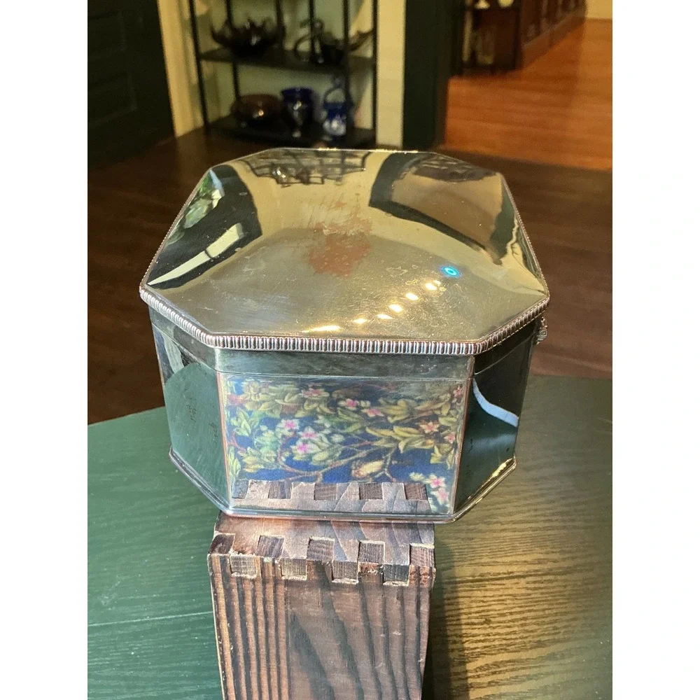 Vintage Silver Over Copper Octagonal Trinket Box Hinged Biscuit Jewelry Case